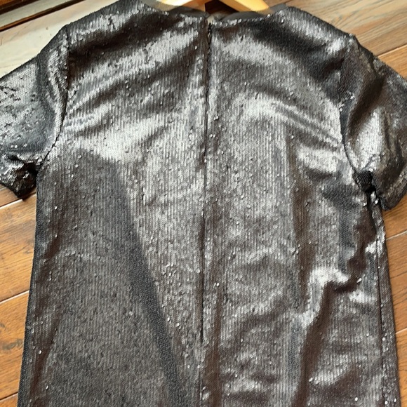 NWT GAP black sequin dress t-shirt style relax fit - Picture 10 of 11
